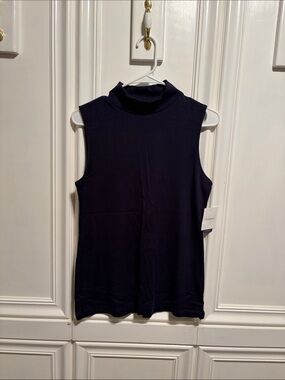 croft & barrow Sleeveless Mock Neck Tank in Navy